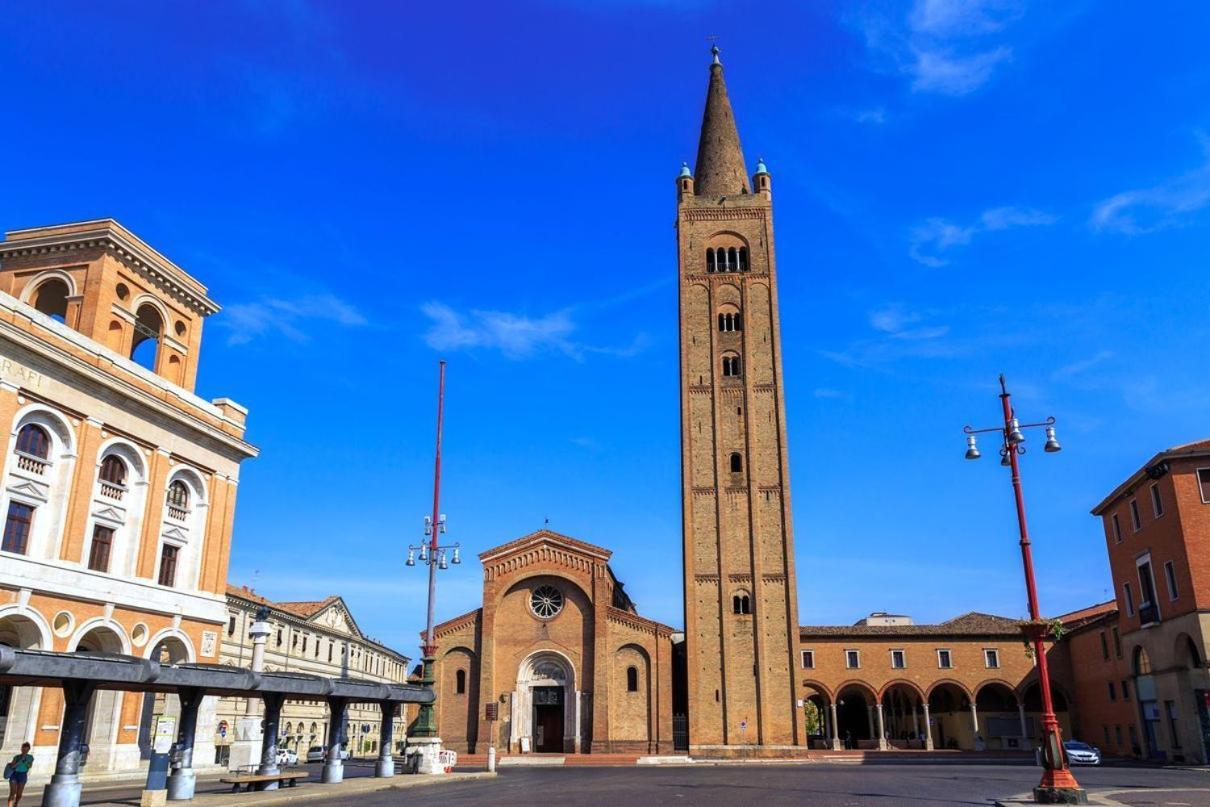 A Due Passi Dal Centro Apartment Forli Exterior photo